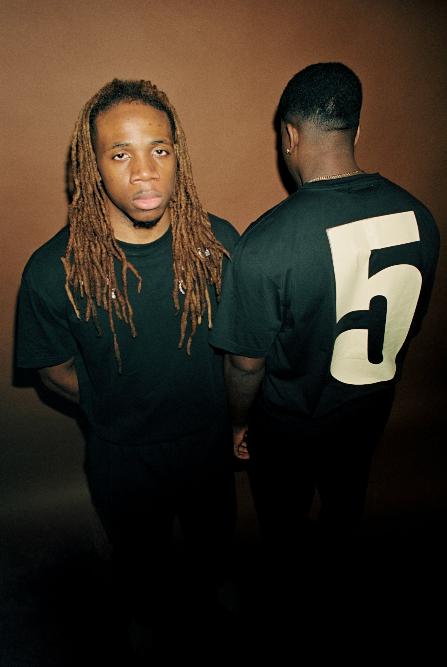 VICTORIA  oversized black Tee